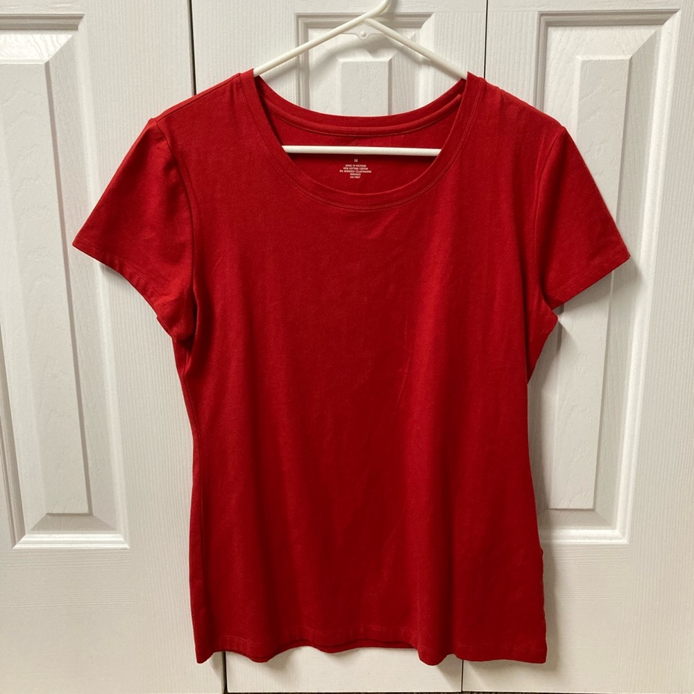 NWT Banana Republic basic t shirt